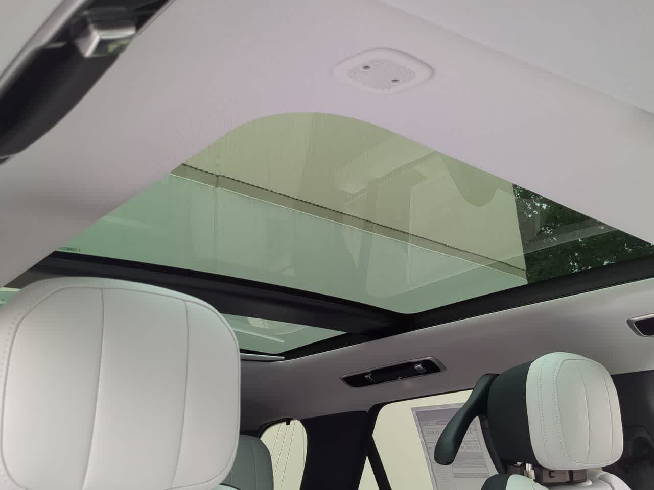 Thumbnail: 2026 Land Rover Range Rover Sport - 18