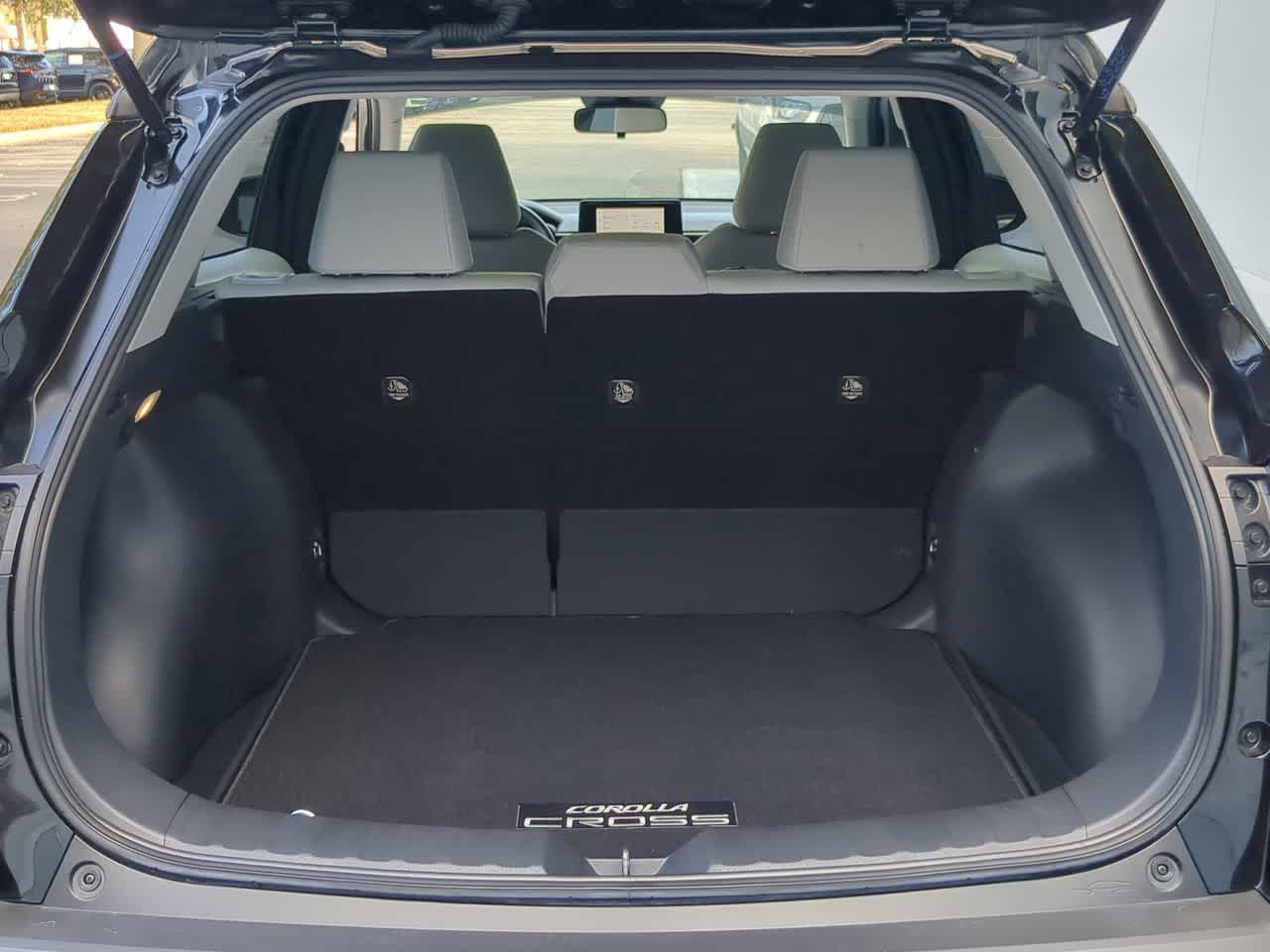 Thumbnail: 2024 Toyota Corolla Cross - 33