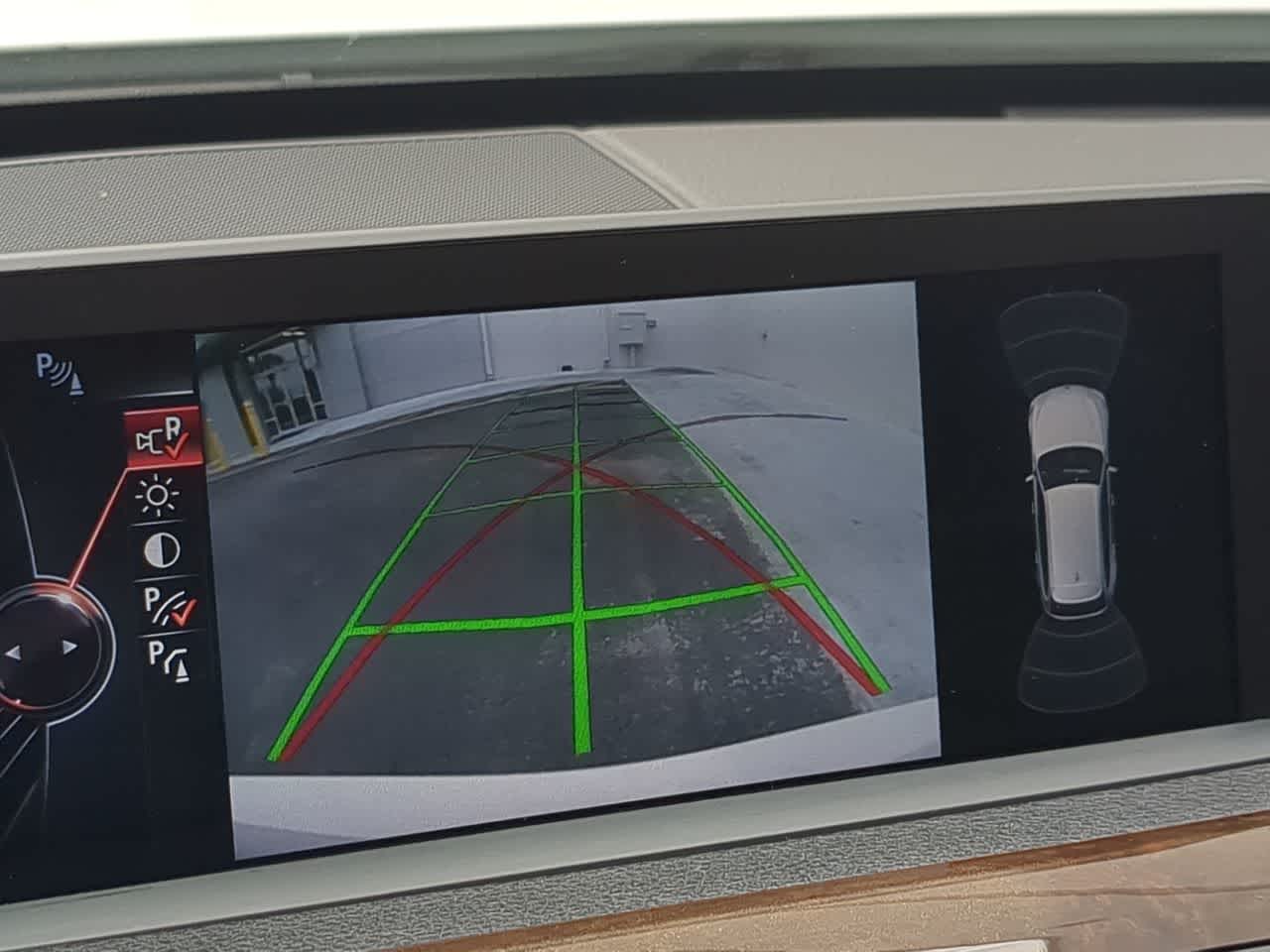 Thumbnail: 2015 BMW 3 Series - 31