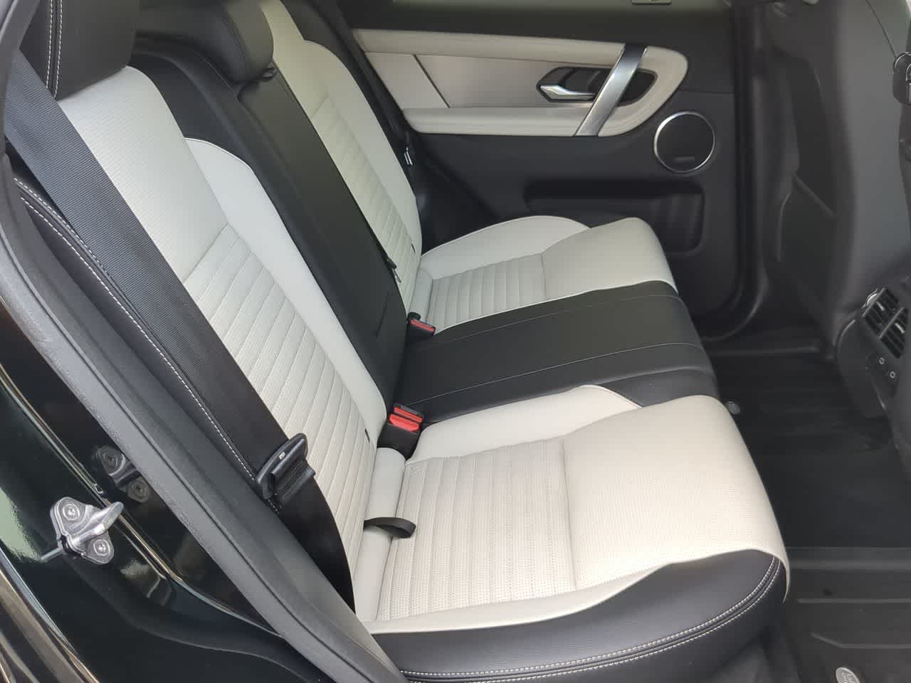 Thumbnail: 2025 Land Rover Discovery Sport - 21