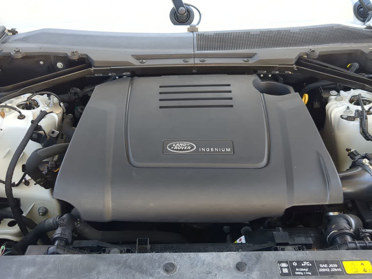 Thumbnail: 2022 Land Rover Defender - 15