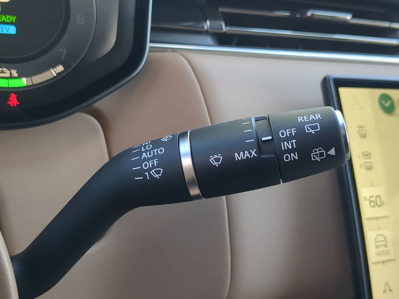 Thumbnail: 2026 Land Rover Range Rover - 28