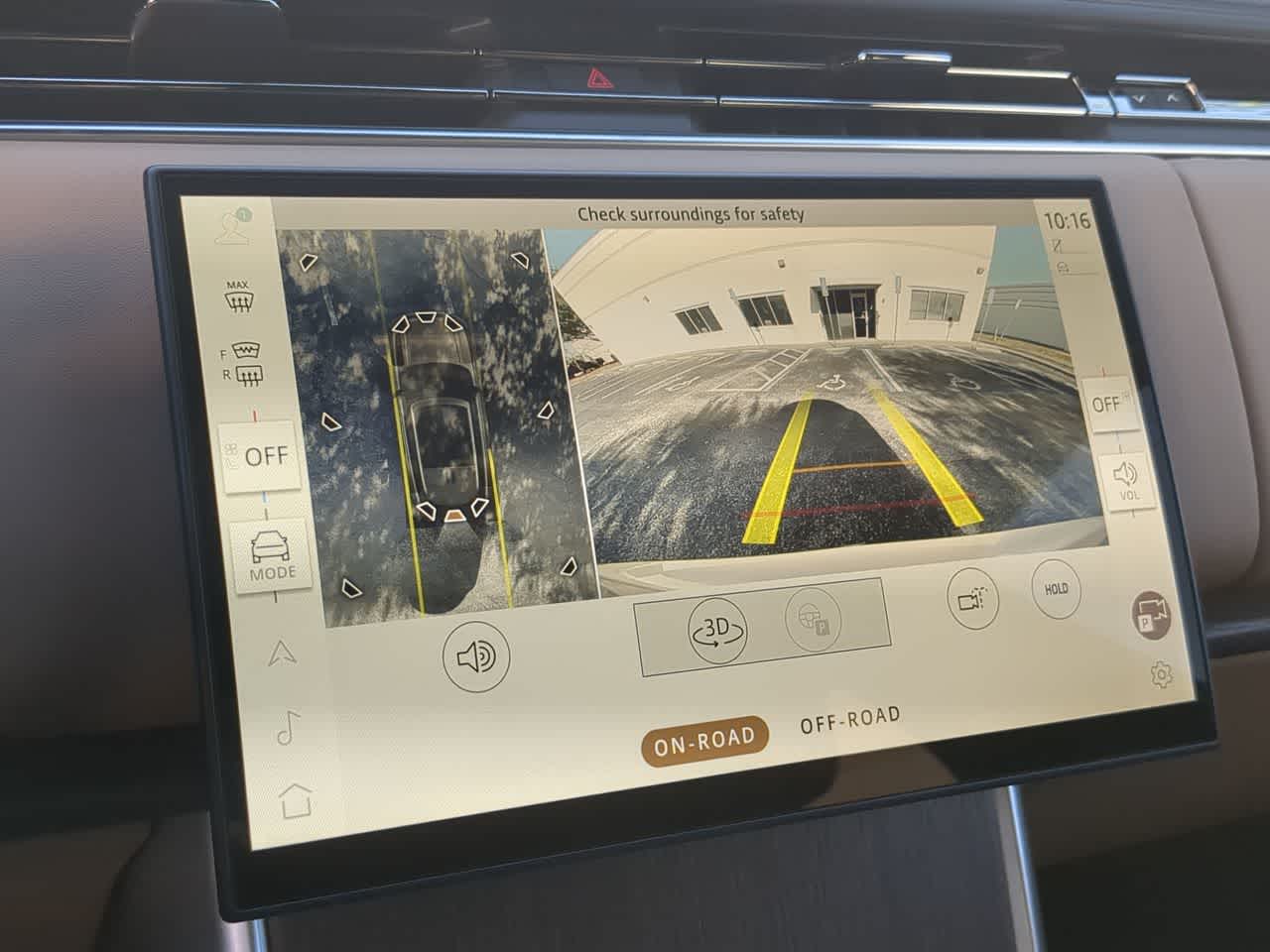 Thumbnail: 2026 Land Rover Range Rover - 31