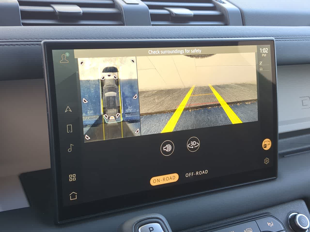 Thumbnail: 2025 Land Rover Defender - 31