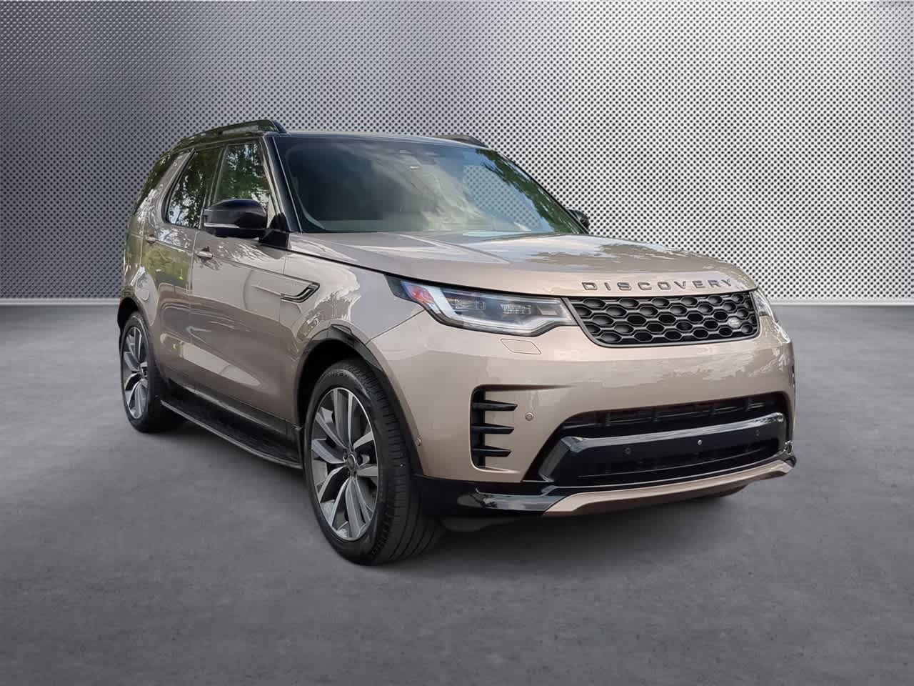Thumbnail: 2024 Land Rover Discovery - 2