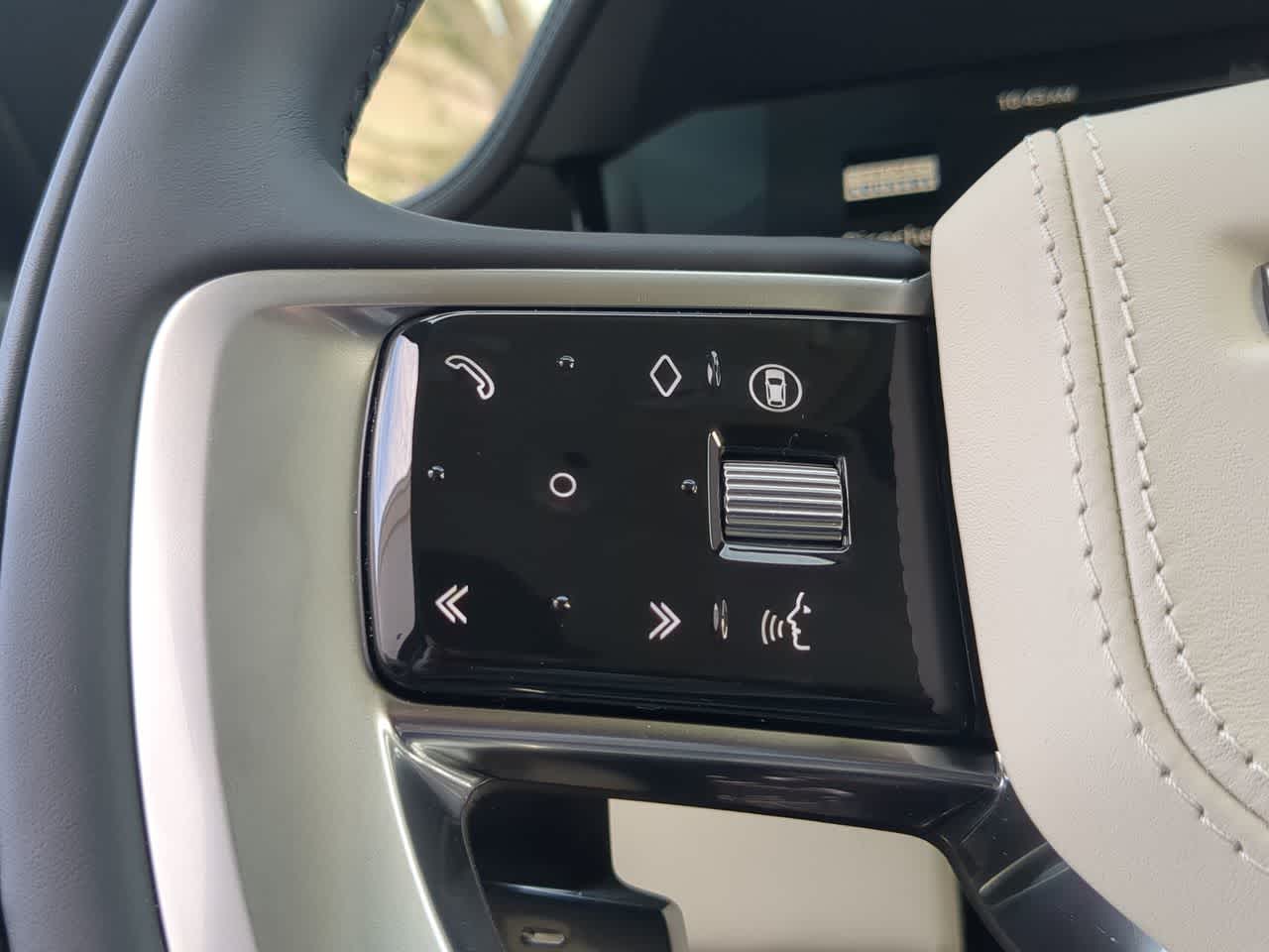 Thumbnail: 2026 Land Rover Range Rover - 25