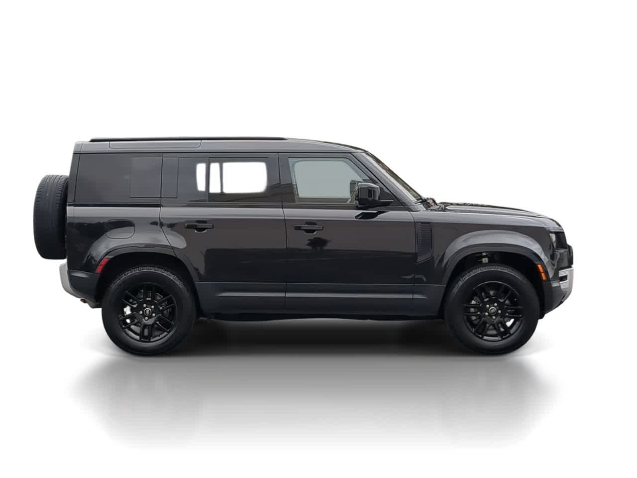 Thumbnail: 2025 Land Rover Defender - 8