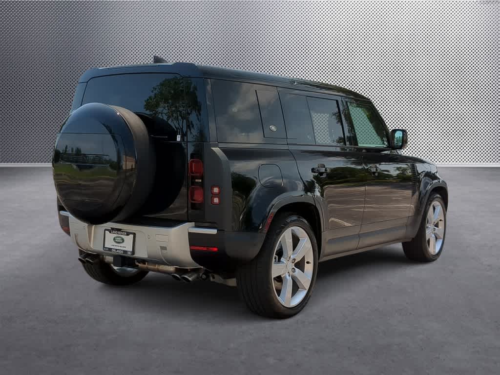 Thumbnail: 2024 Land Rover Defender - 8