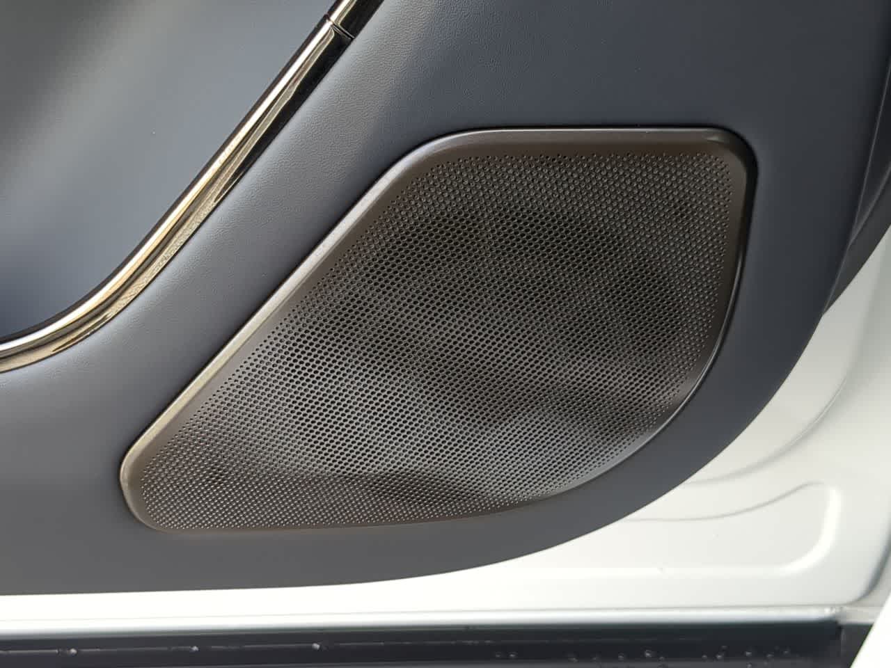 Thumbnail: 2025 Land Rover Range Rover - 33