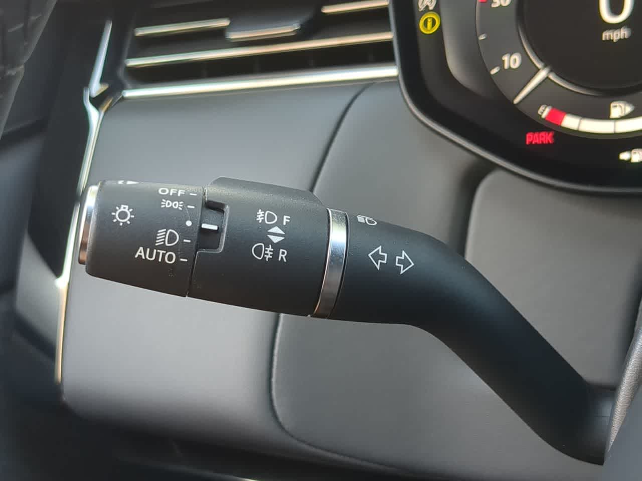 Thumbnail: 2025 Land Rover Range Rover Sport - 29