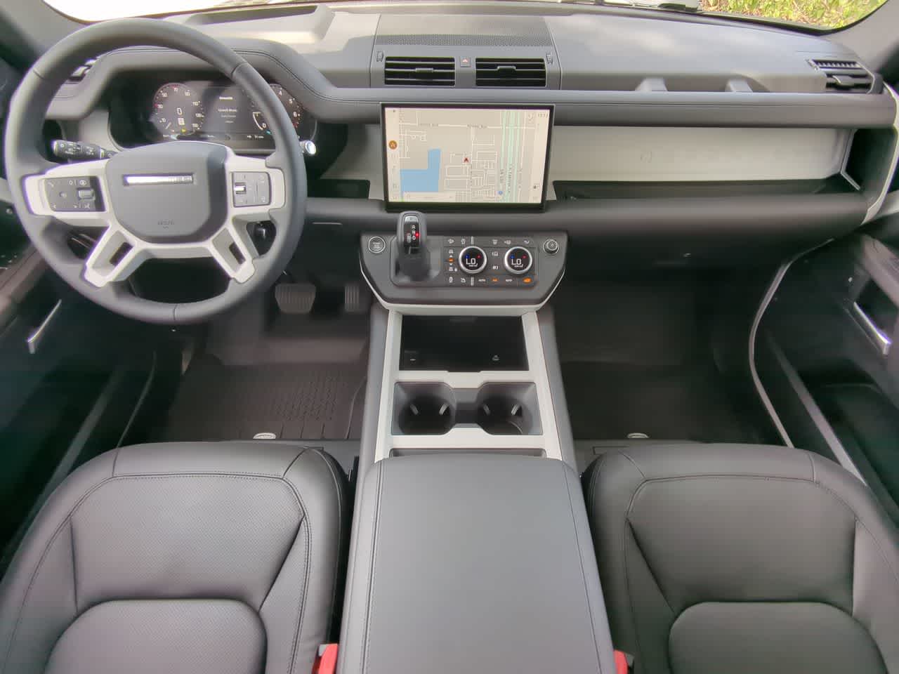 Thumbnail: 2025 Land Rover Defender - 16