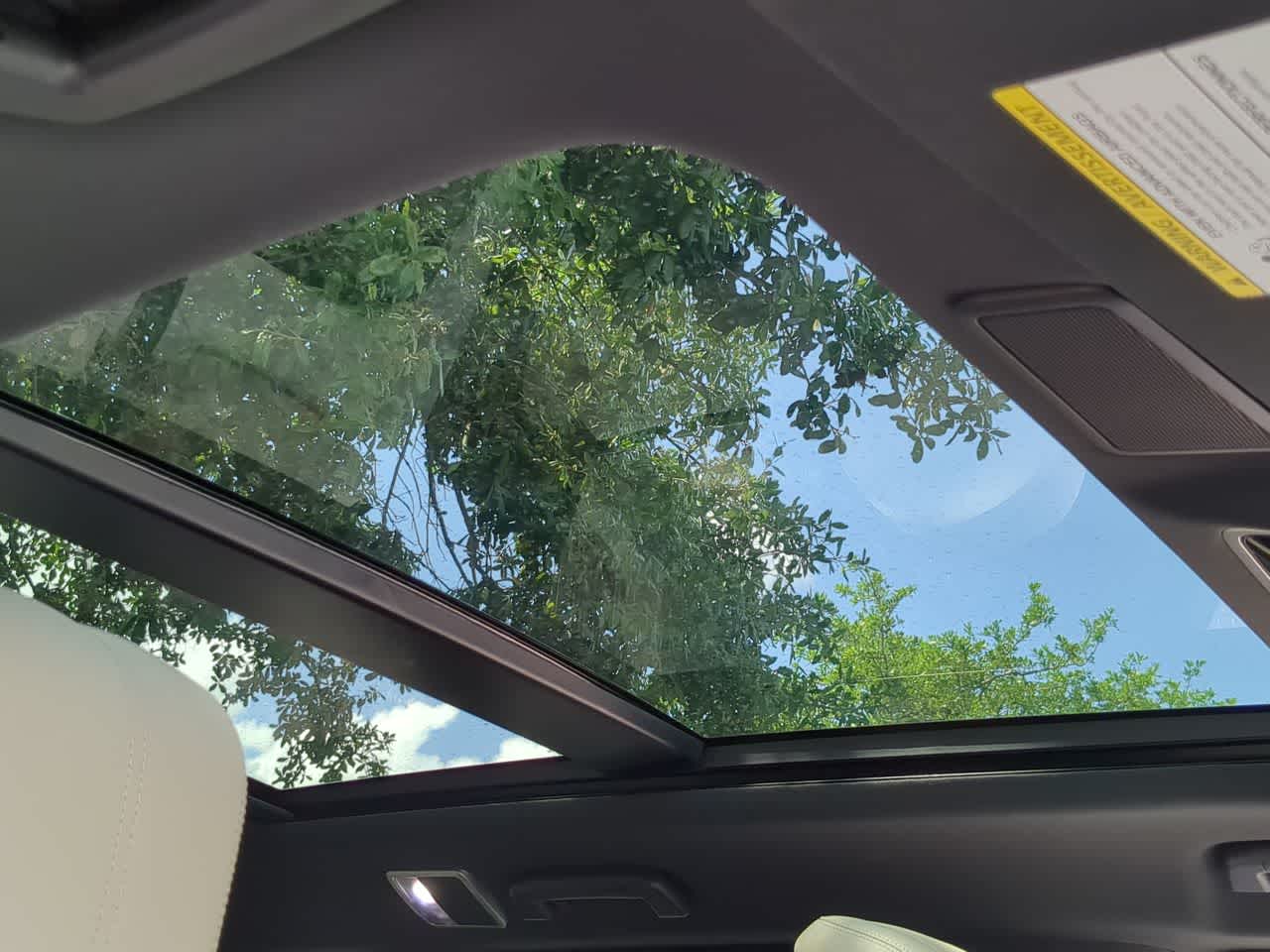 Thumbnail: 2021 Land Rover Range Rover Sport - 20