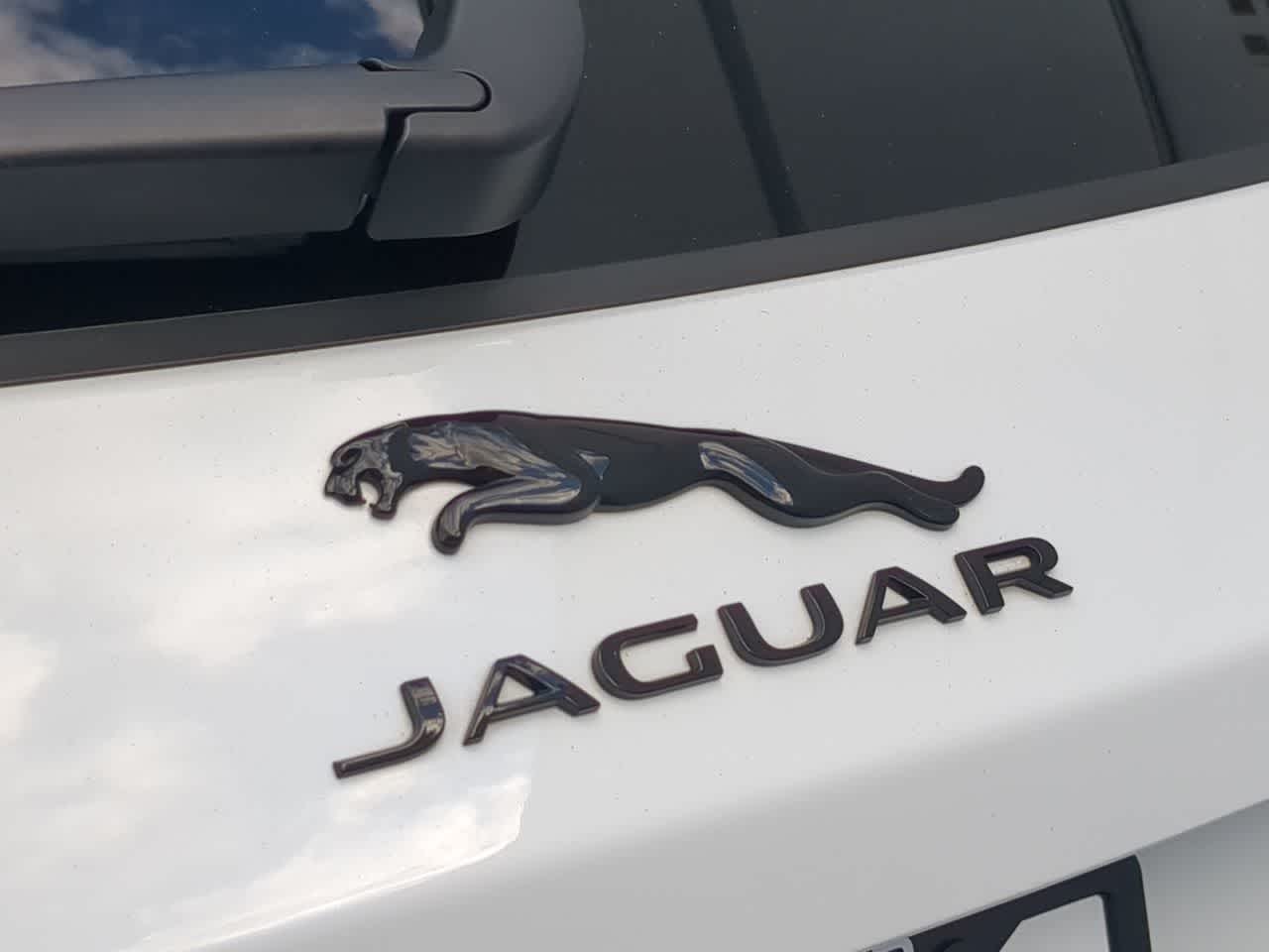 Thumbnail: 2025 Jaguar F-Pace - 11