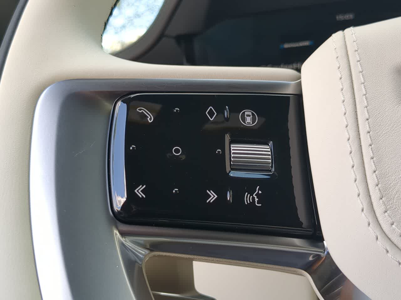 Thumbnail: 2026 Land Rover Range Rover - 26