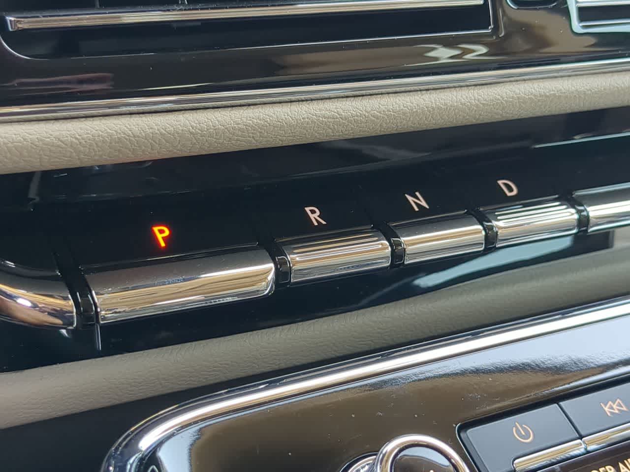 Thumbnail: 2024 Lincoln Navigator - 31