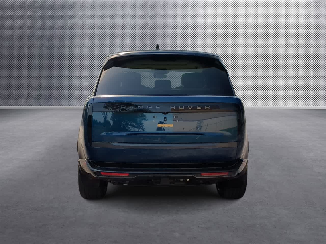 Thumbnail: 2025 Land Rover Range Rover - 7