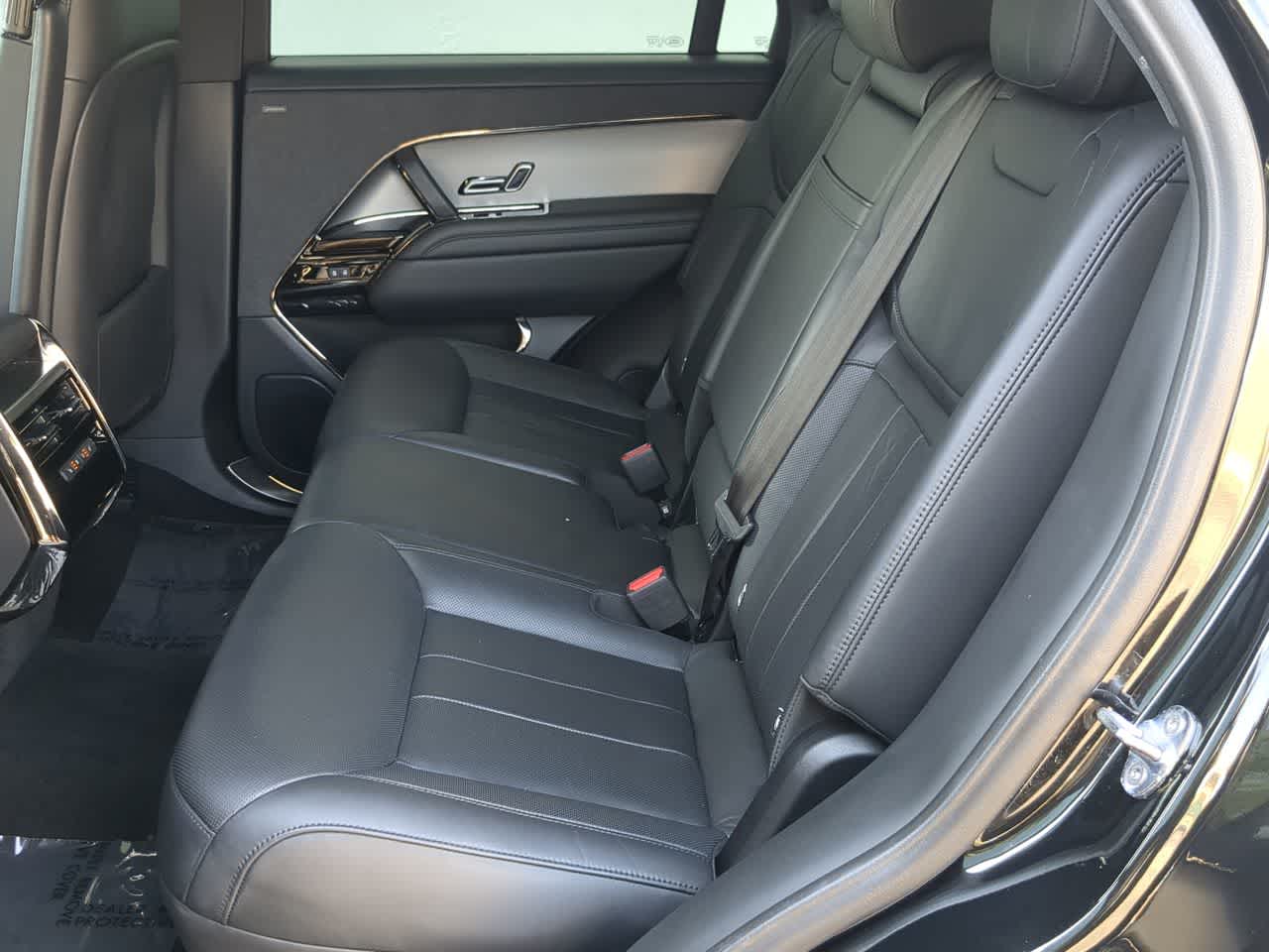 Thumbnail: 2025 Land Rover Range Rover Sport - 21