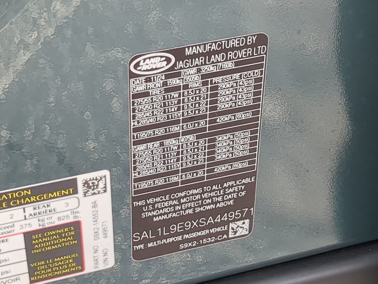 Thumbnail: 2025 Land Rover Range Rover Sport - 39