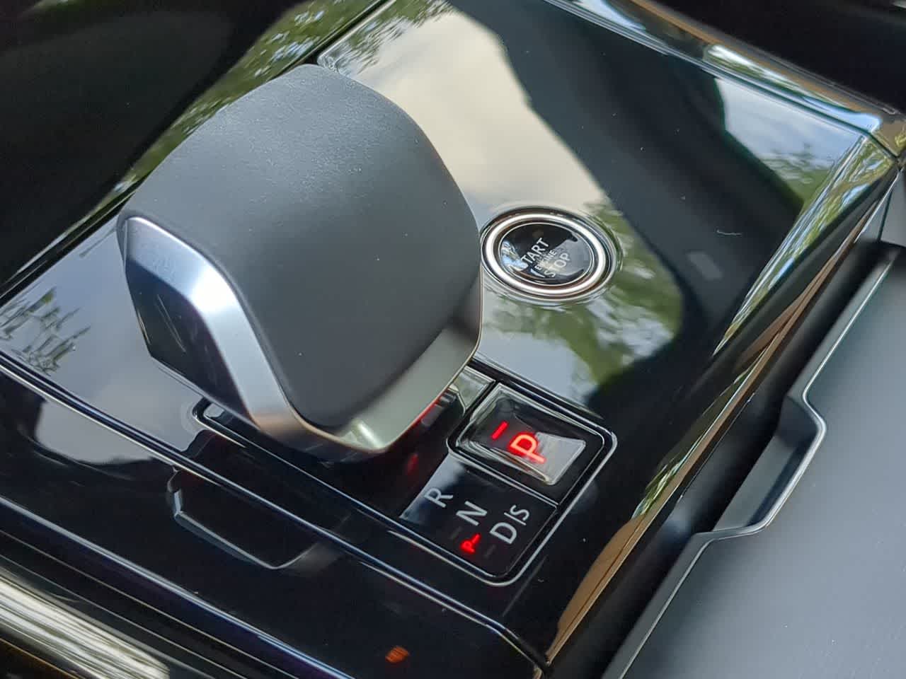 Thumbnail: 2025 Land Rover Range Rover Sport - 33