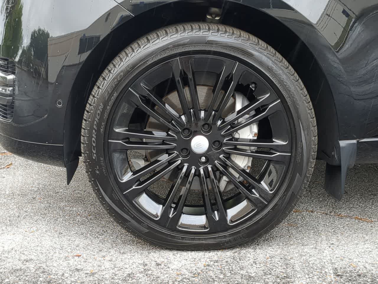 Thumbnail: 2023 Land Rover Range Rover - 13