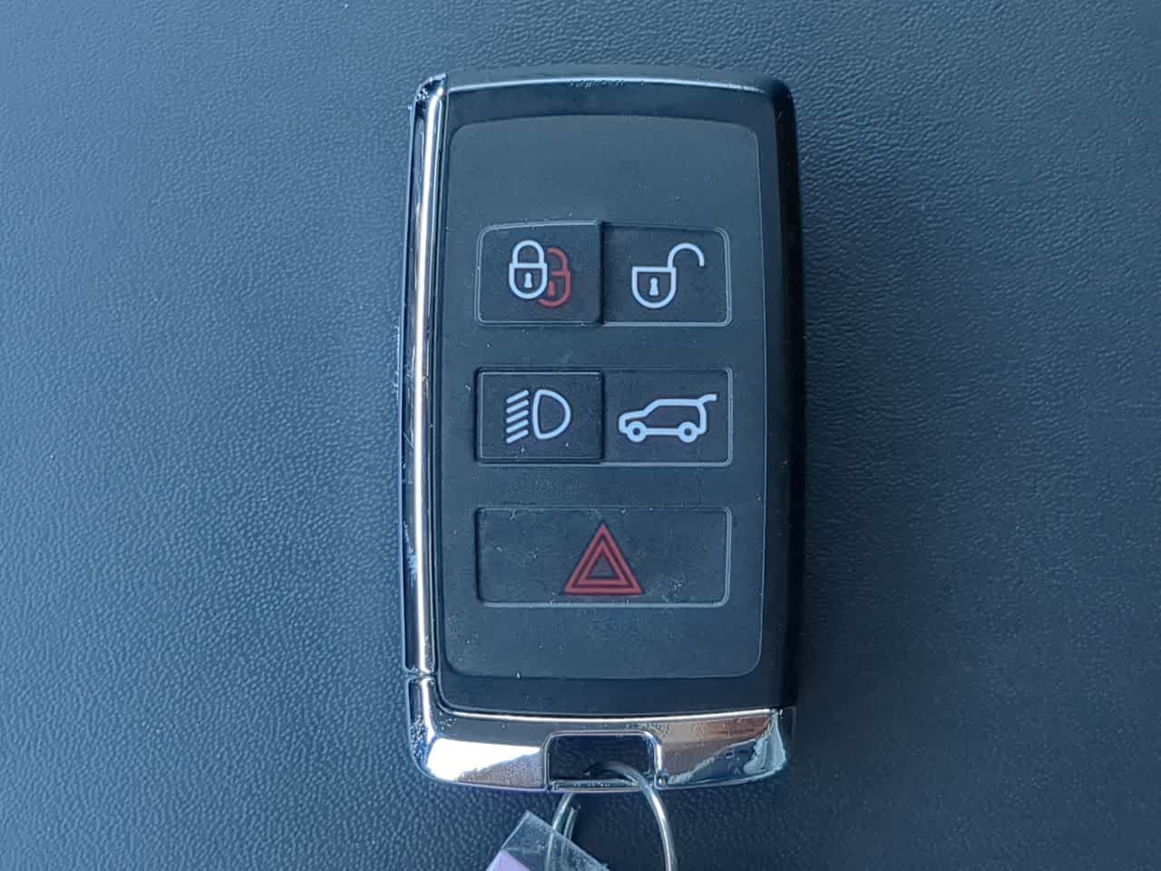 Thumbnail: 2025 Land Rover Defender - 37