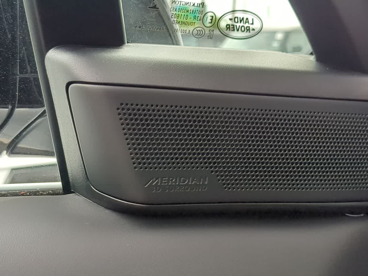 Thumbnail: 2025 Land Rover Range Rover Sport - 33