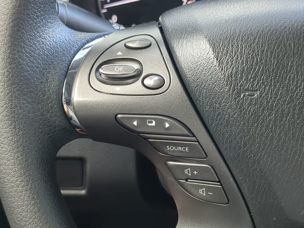 Thumbnail: 2019 Nissan Murano - 22