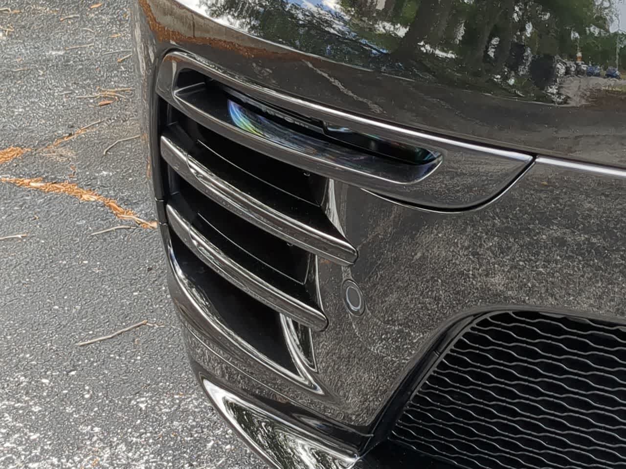 Thumbnail: 2026 Land Rover Range Rover Velar - 11