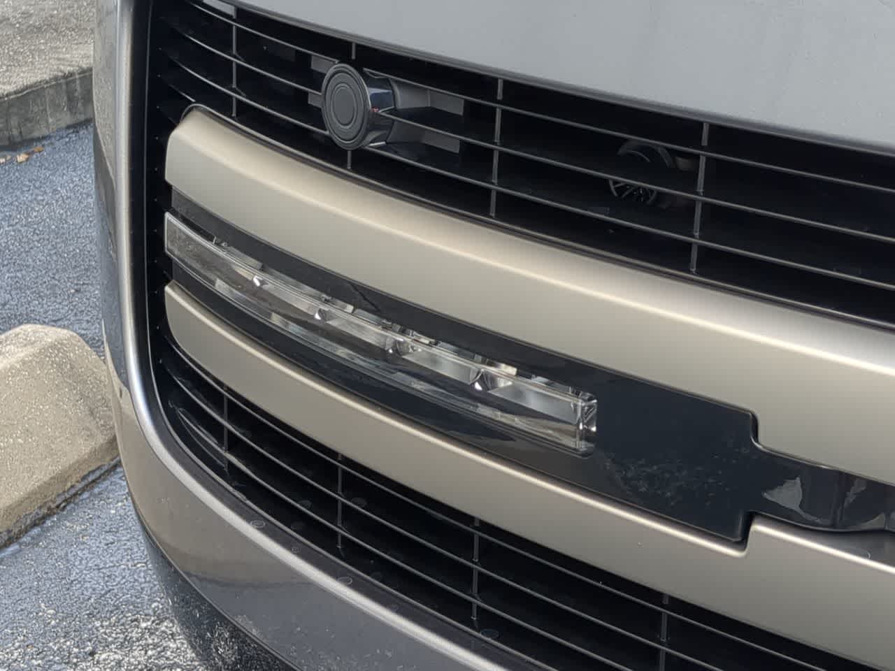Thumbnail: 2025 Land Rover Range Rover - 11