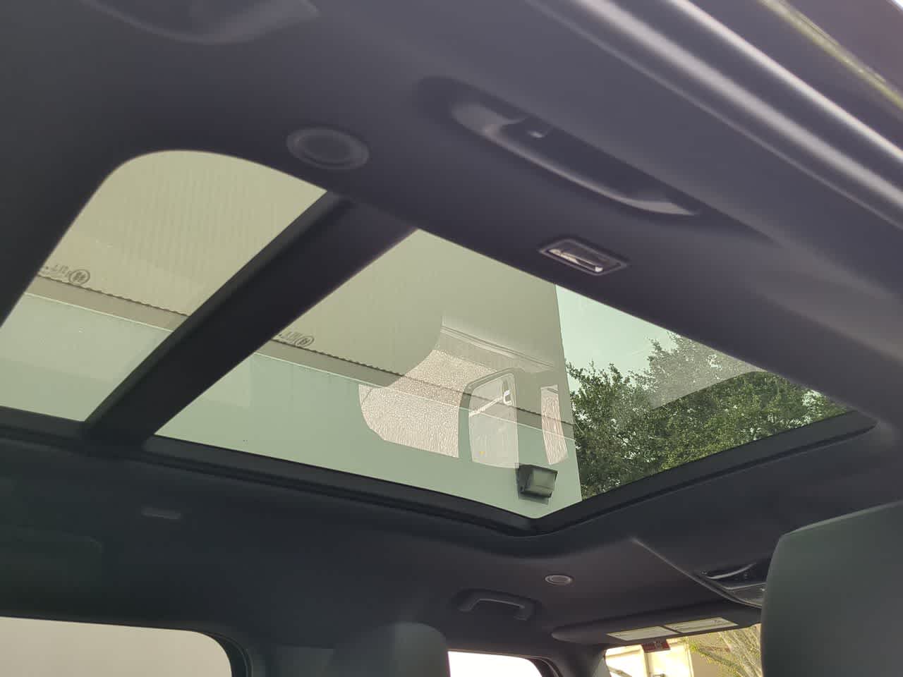 Thumbnail: 2025 Land Rover Defender - 22