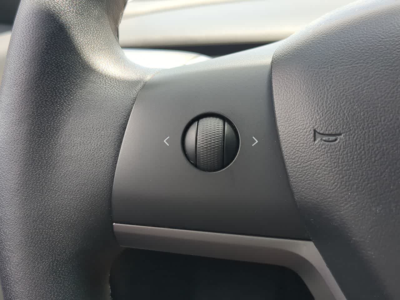Thumbnail: 2020 Tesla Model 3 - 24