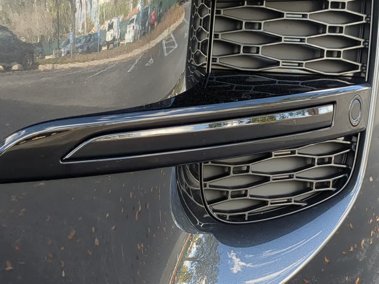 Thumbnail: 2025 Land Rover Range Rover Sport - 11