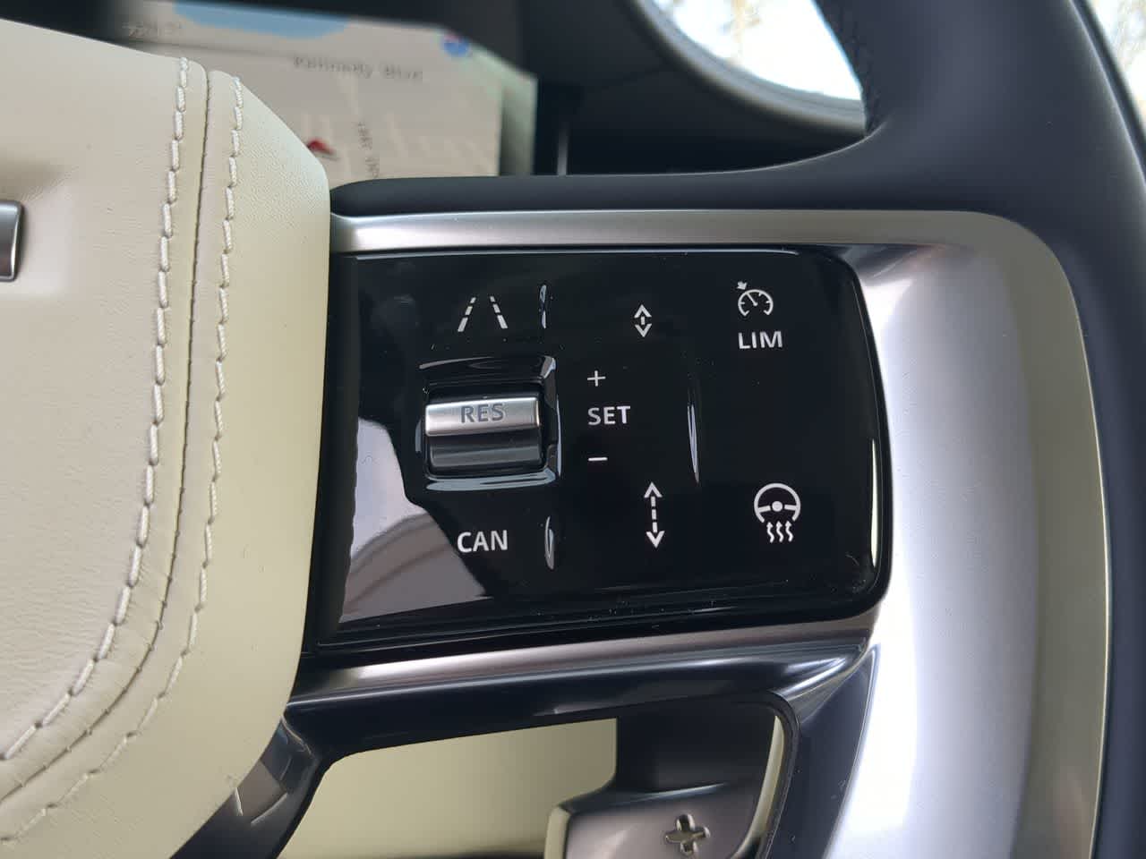 Thumbnail: 2026 Land Rover Range Rover - 26