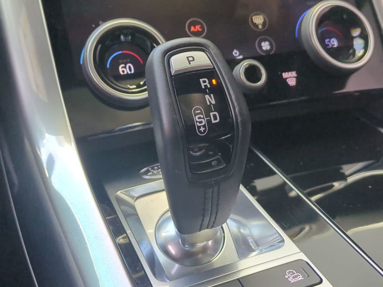Thumbnail: 2020 Land Rover Range Rover Sport - 34