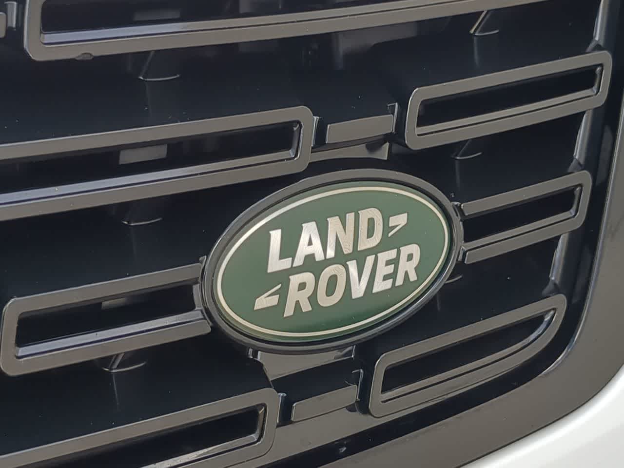 Thumbnail: 2025 Land Rover Range Rover Sport - 12