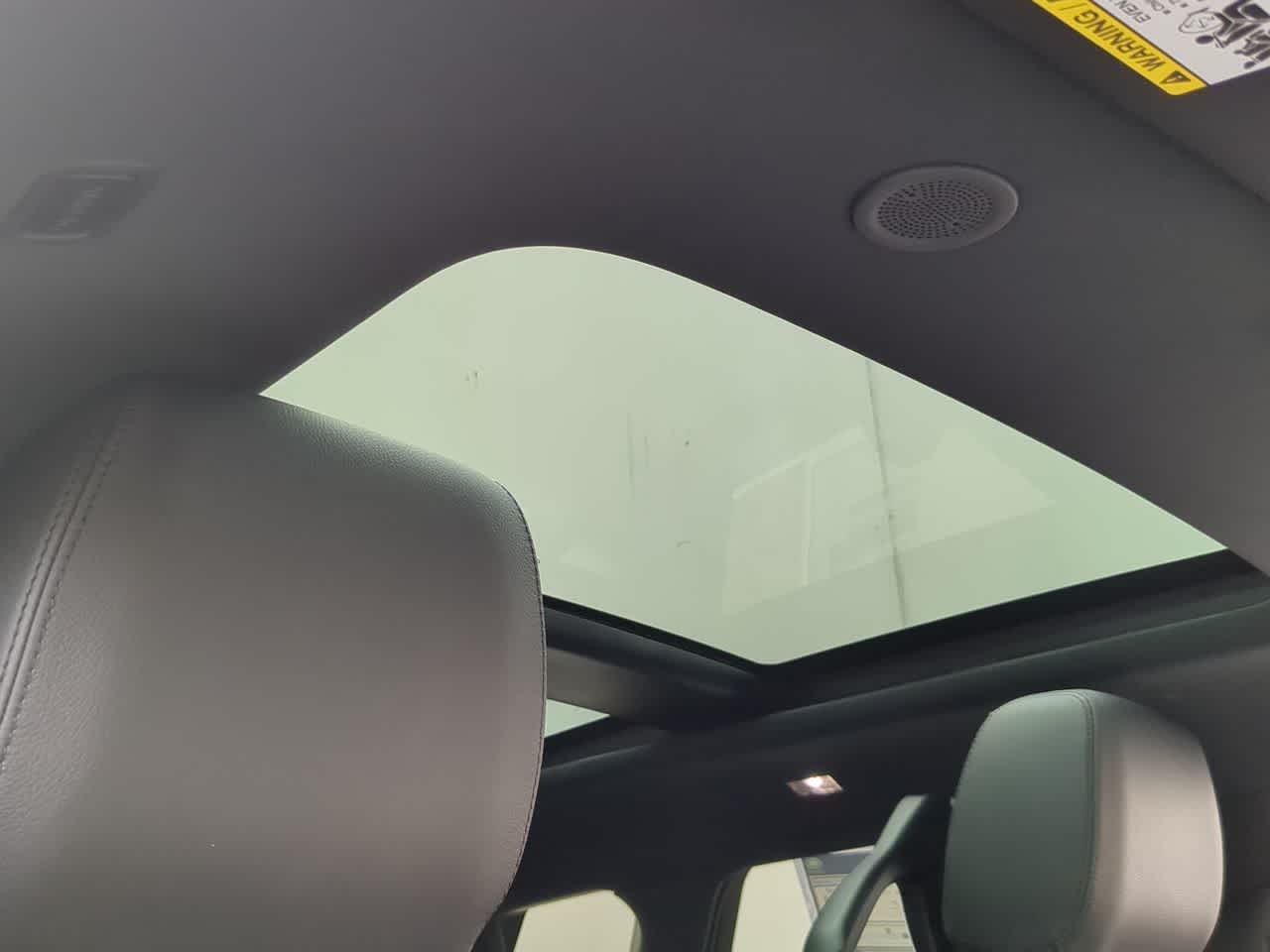 Thumbnail: 2026 Land Rover Range Rover Evoque - 20