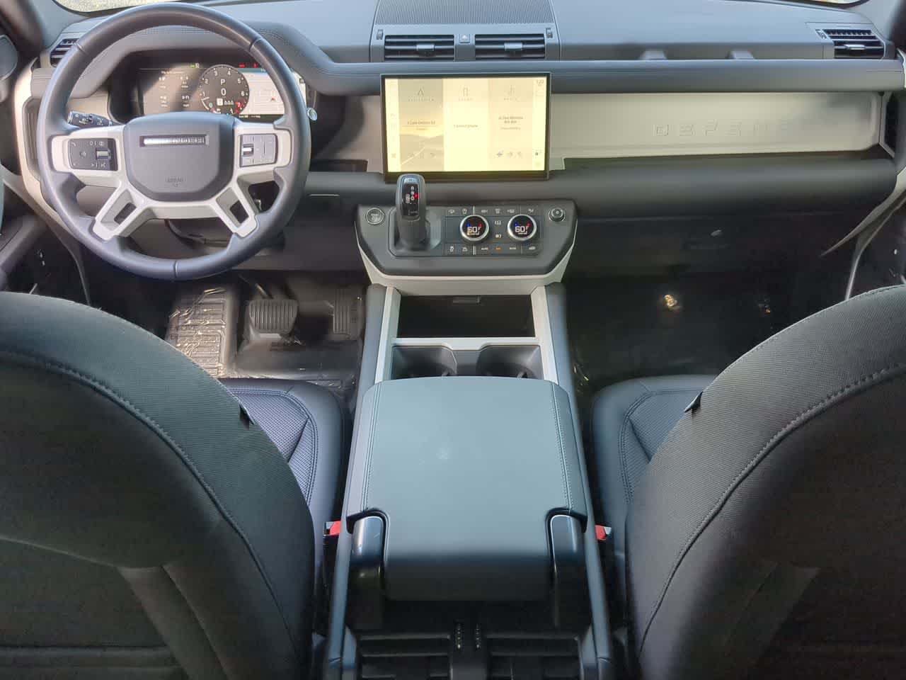 Thumbnail: 2025 Land Rover Defender - 16