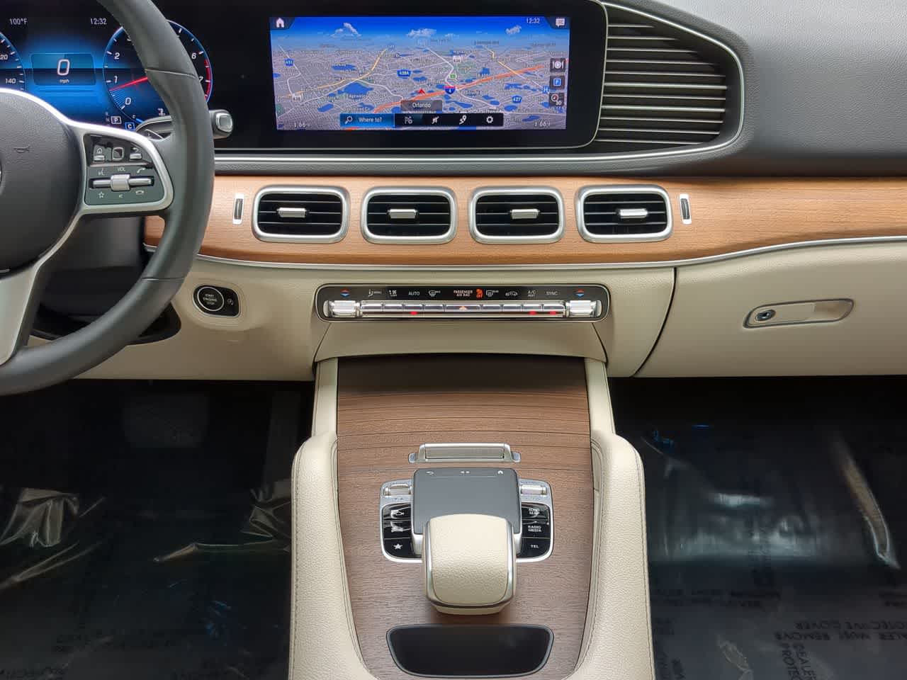Thumbnail: 2020 Mercedes-Benz GLE - 28