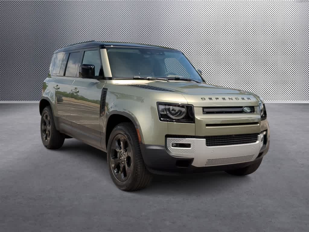 2025 Land Rover Defender 110 2