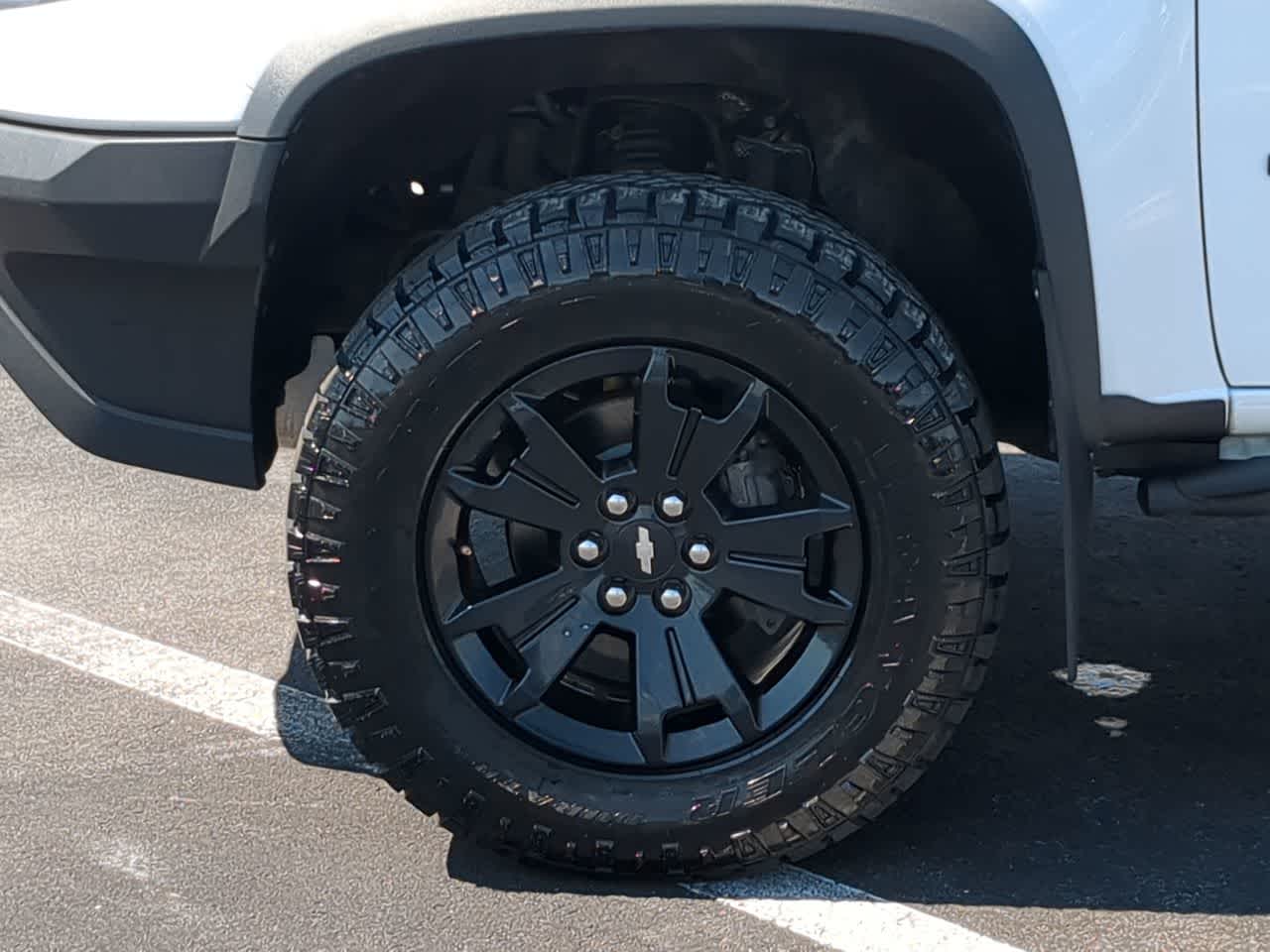 Thumbnail: 2019 Chevrolet Colorado - 13