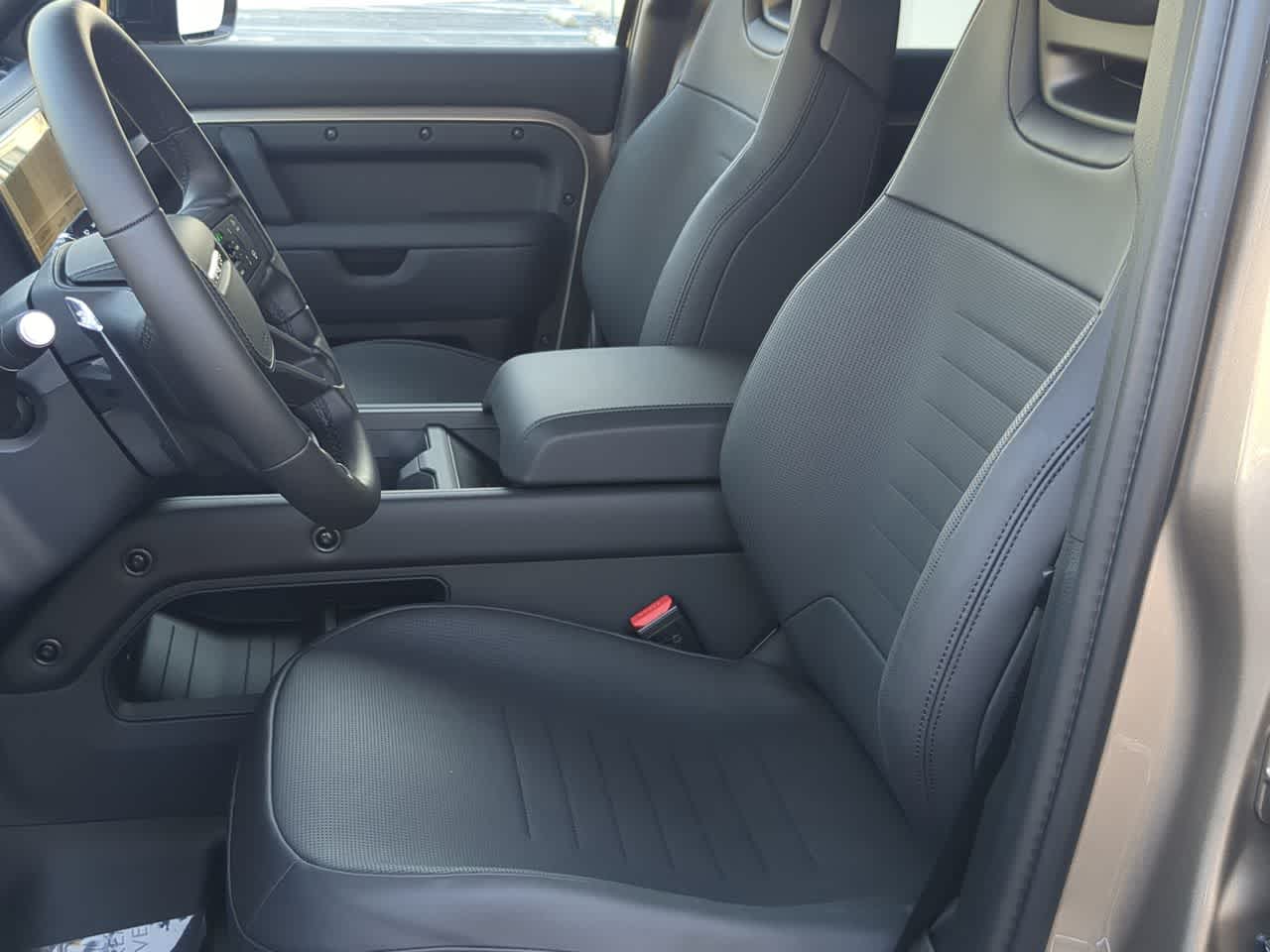 Thumbnail: 2026 Land Rover Defender - 17