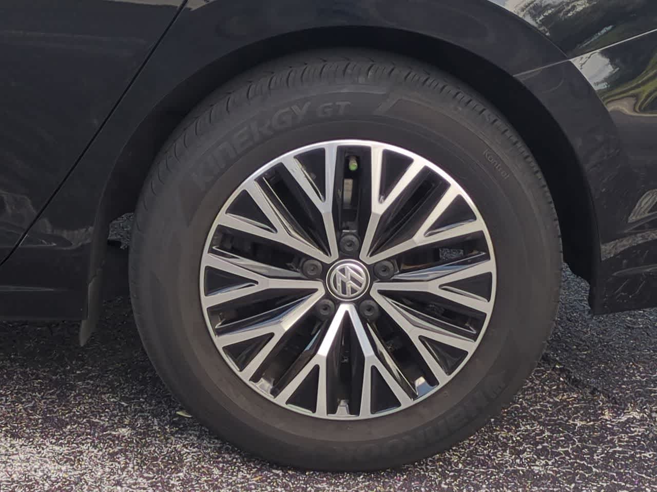 Thumbnail: 2021 Volkswagen Jetta - 14