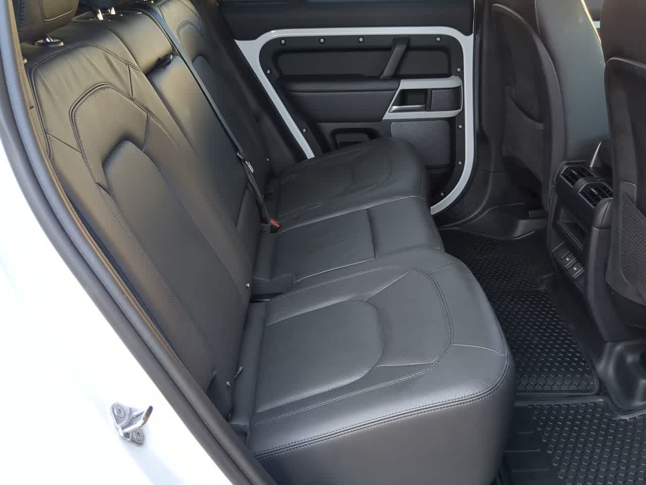 Thumbnail: 2024 Land Rover Defender - 21