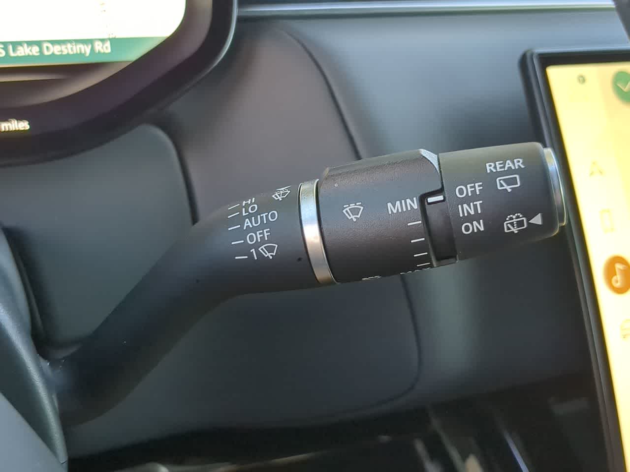 Thumbnail: 2023 Land Rover Range Rover Sport - 28