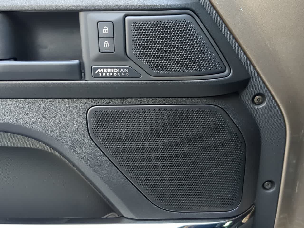 Thumbnail: 2026 Land Rover Defender - 33