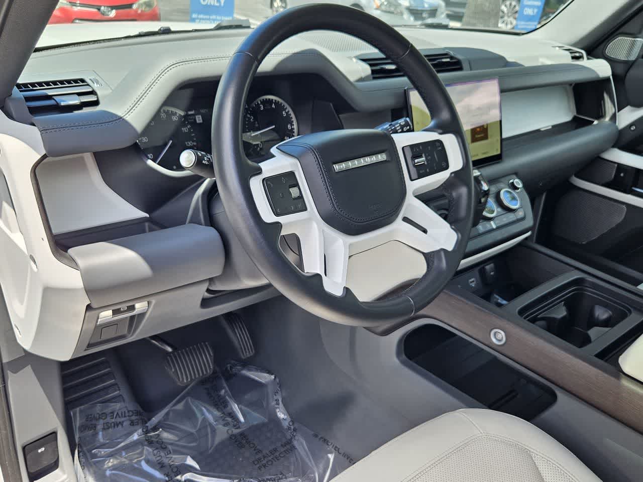 Thumbnail: 2023 Land Rover Defender - 10