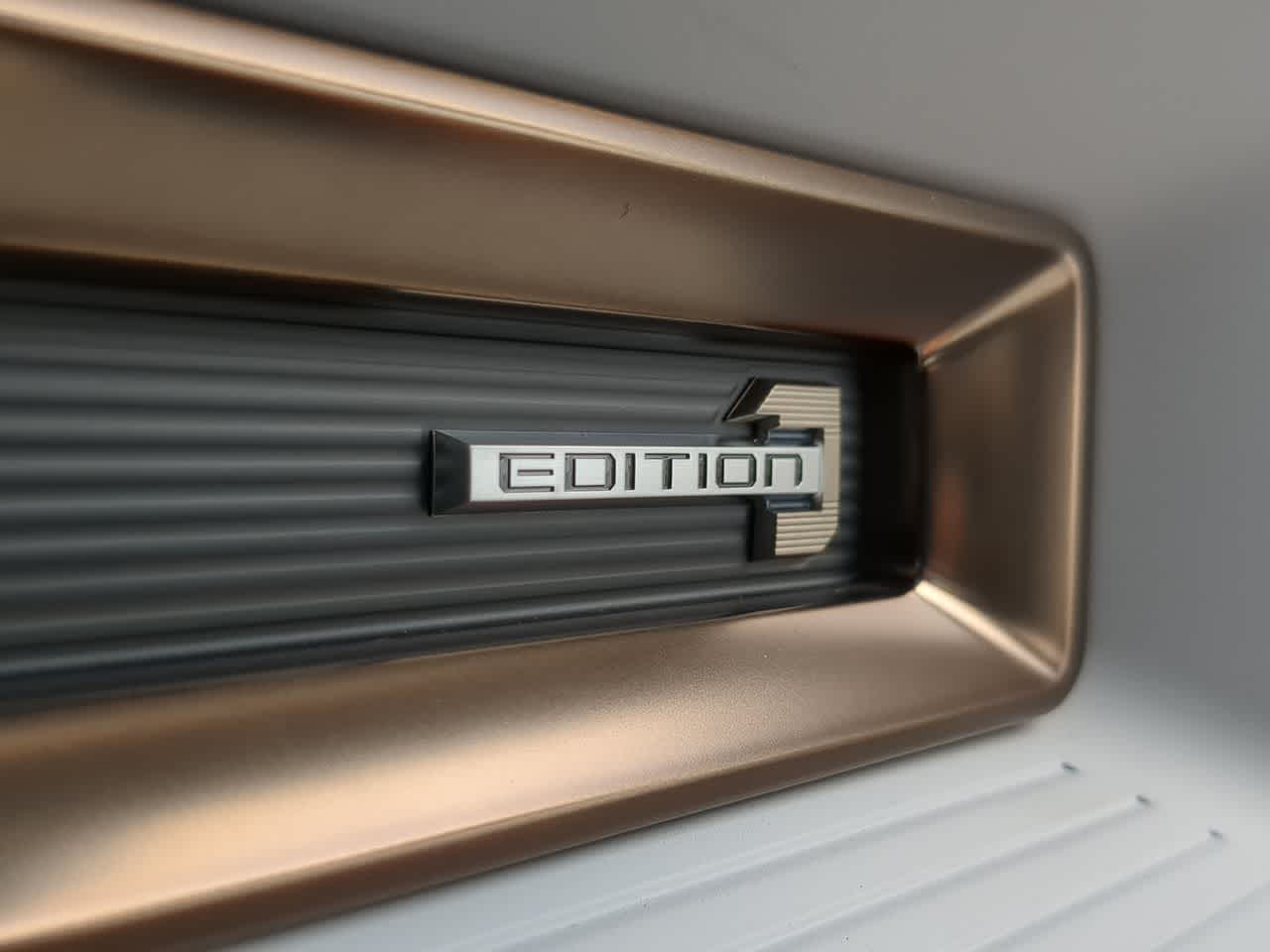 Thumbnail: 2023 GMC Hummer EV - 39