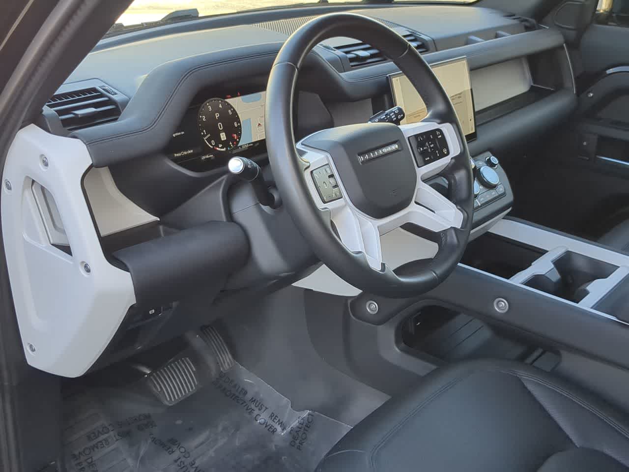 Thumbnail: 2025 Land Rover Defender - 10