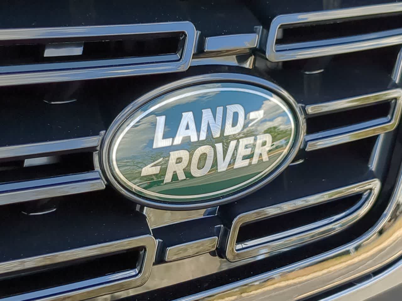 Thumbnail: 2025 Land Rover Range Rover Sport - 12