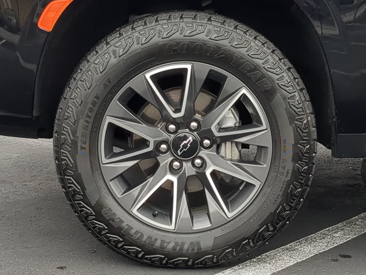 Thumbnail: 2023 Chevrolet Tahoe - 13